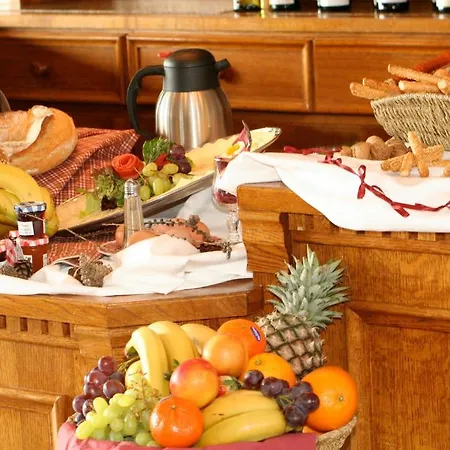 Beausoleil Hotel *