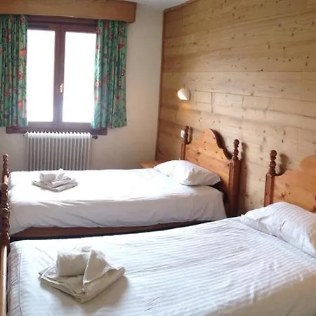 Beausoleil Hotel *